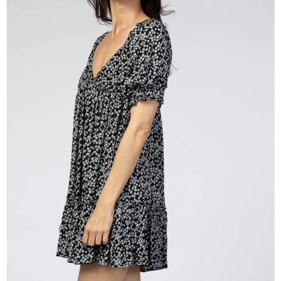 SHOP NEIGHBOR ° PINKBLUSH G Floral Mini Dress ~ NWT - Picture 2 of 10